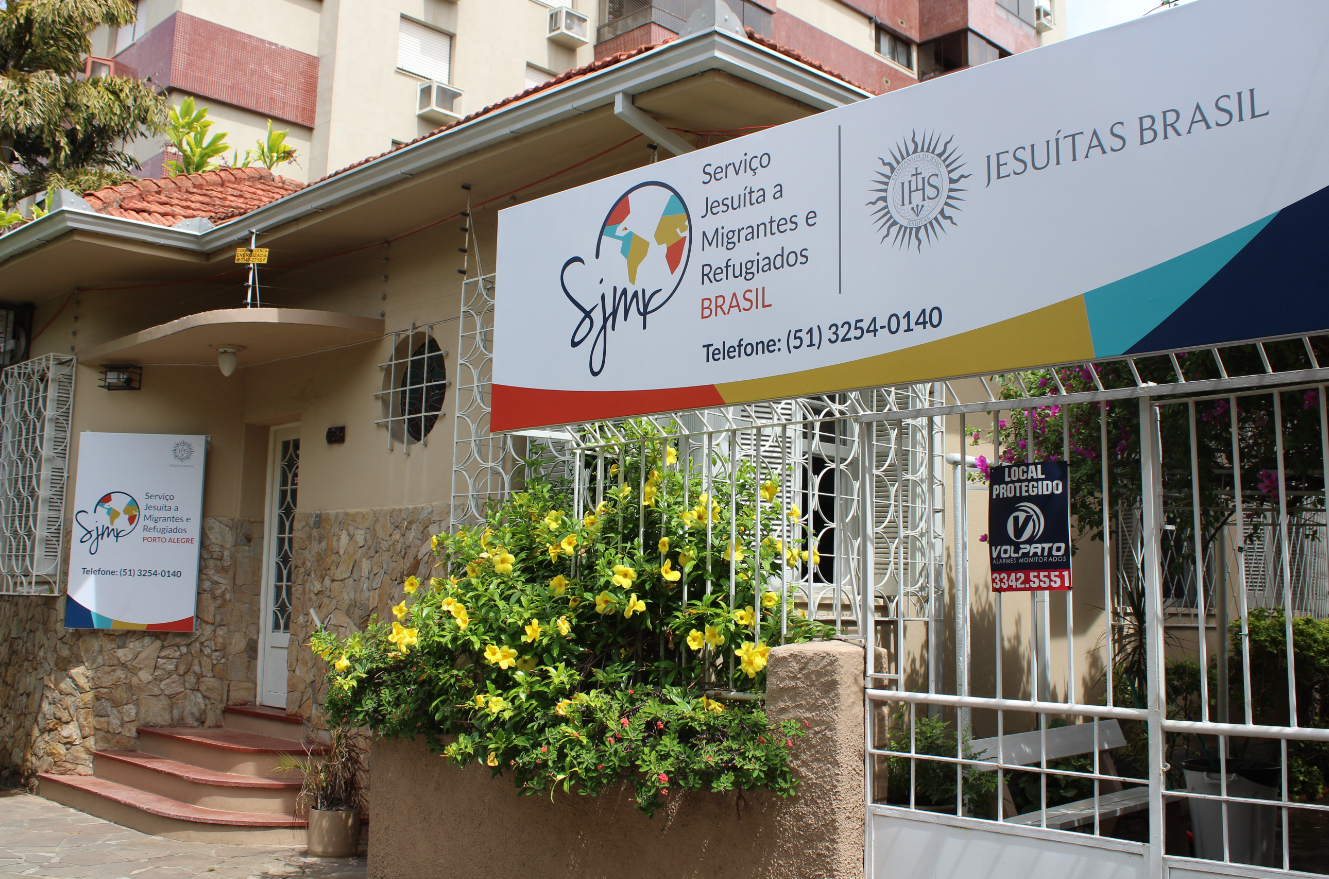 SJMR inaugura novo centro de atendimento para refugiados e migrantes em  Porto Alegre – UNHCR ACNUR Brasil