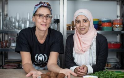Refugiados sírios reconstroem vida no Brasil através da gastronomia