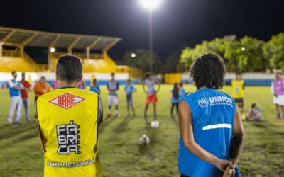 Crianças venezuelanas conhecem atletas do Baré Esporte Clube em Boa Vista