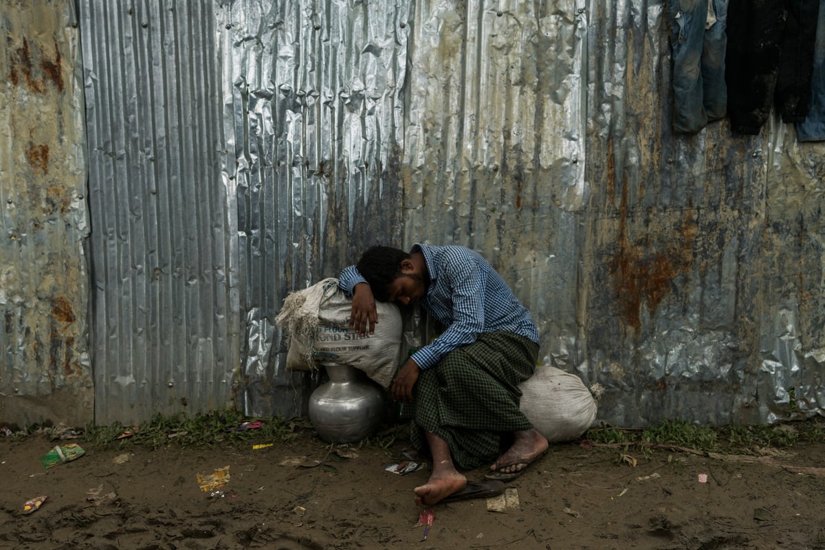 Bangladesh: Equipo De Emergencia Del ACNUR Aterriza En Daca Mientras La ...